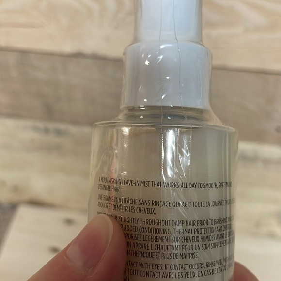 OUAI Haircare Leave-In Conditioner - Picture 6 of 6